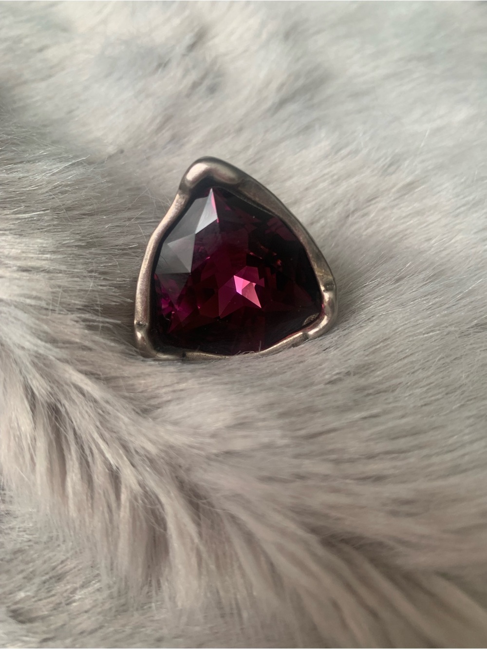 UNO DE 50 Deep Amethyst Triangular Statement Ring - Purple approx size 6